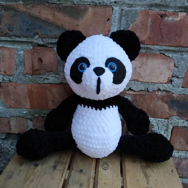 Panda häkeln. Anleitungen, Beschreibungen aus Plüschgarn, Gras, Velours für Anfänger
