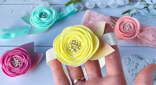 Creazioni fai da te con foamiran glitterato. Masterclass, modelli con modelli. Foto