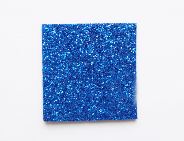 Creazioni fai da te con foamiran glitterato. Masterclass, modelli con modelli. Foto