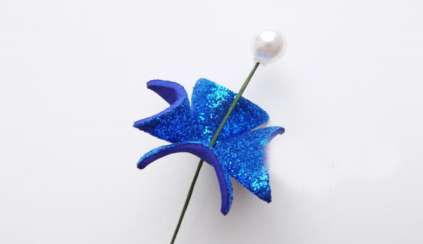 Creazioni fai da te con foamiran glitterato. Masterclass, modelli con modelli. Foto