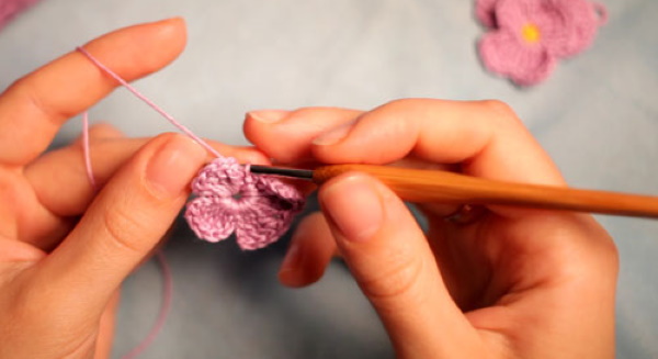 Stirnbänder für Frauen stricken, Muster mit Schritt-für-Schritt-Beschreibung, Fotos