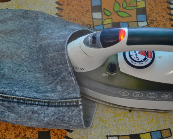 So kürzen Sie Jeans, ohne den Saum abzuschneiden, ohne Maschine, ohne Säumen, mit einem Gummiband
