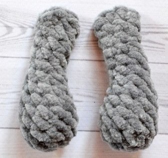 Teddybär aus Plüschgarn, gehäkeltes Amigurumi. Schema und Beschreibung
