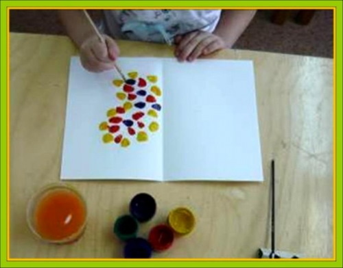Zeichenunterricht für Kinder von 4-5 Jahren mit Bleistift, Farben