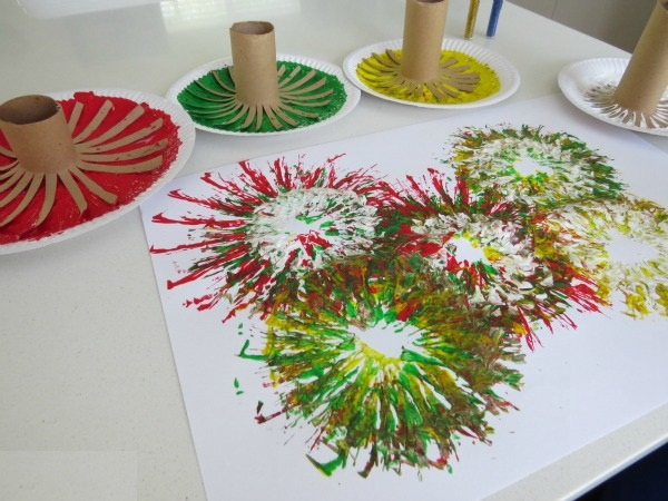 Feuerwerkszeichnung für Kinder am 9. Mai mit Bleistift, Farben