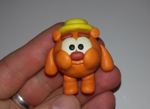 Wie man mit Kindern mit eigenen Händen Smeshariki aus Plastilin formt