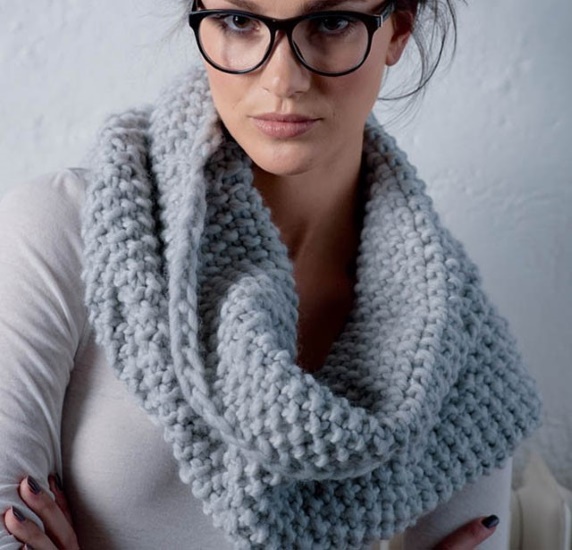 Verwirrungsmuster mit Stricknadeln. Schema und Beschreibung für Anfänger