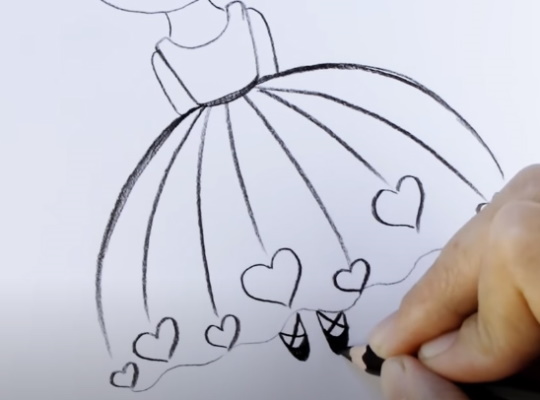 Disegno di ballerina per bambini con matita passo dopo passo
