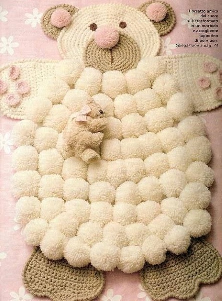 DIY Pom Pom Teppich Schritt für Schritt mit Fotos
