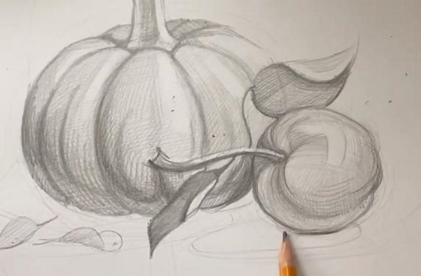 Stillleben mit Bleistift zum Skizzieren für Anfänger. Bilder