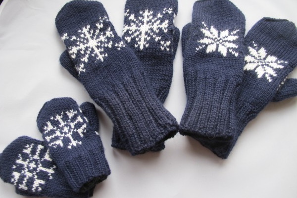 Ornament für gestrickte Fäustlinge. Schemata und Beschreibung