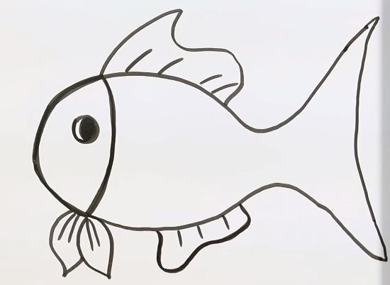 Fischzeichnung für Kinder Schritt für Schritt mit einem Bleistift