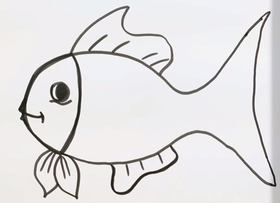 Fischzeichnung für Kinder Schritt für Schritt mit einem Bleistift