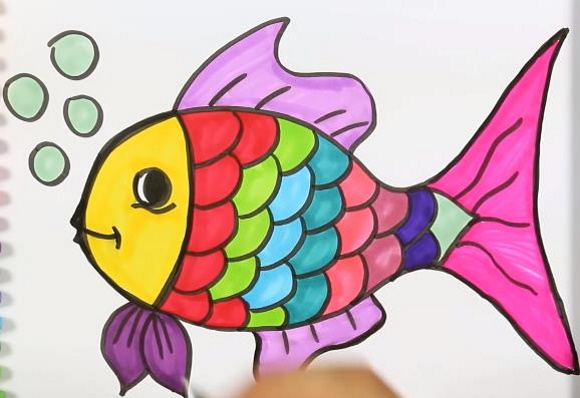 Fischzeichnung für Kinder Schritt für Schritt mit einem Bleistift