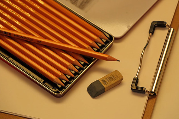 Libelle zeichnen für Kinder mit Bleistift Schritt für Schritt