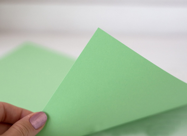 Springender Papierfrosch. Origami-Diagramm Schritt für Schritt