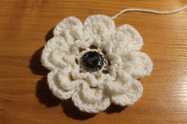 Volumetrische Häkelblume. Schema und Beschreibung