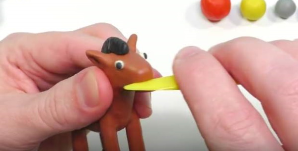 Basteln aus Plastilin für Kinder von 7-8 Jahren Schritt für Schritt