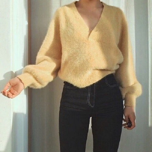 Mit Nadeln gestrickter Damenpullover. Schemata und Beschreibung, Modelle, Meisterklasse
