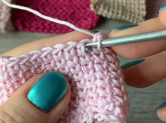 Doppelhäkeln und Einzelhäkeln. Strickanleitung, Muster, Symbole