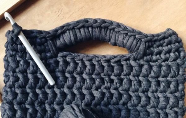 Doppelhäkeln und Einzelhäkeln. Strickanleitung, Muster, Symbole