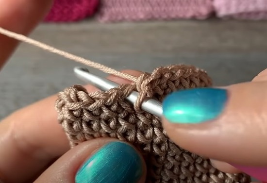 Doppelhäkeln und Einzelhäkeln. Strickanleitung, Muster, Symbole