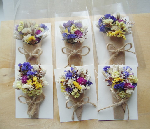 Sträuße aus getrockneten Blumen. Fotos, DIY-Kompositionen für Anfänger
