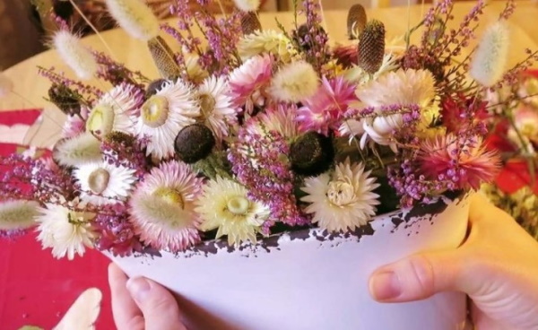 Sträuße aus getrockneten Blumen. Fotos, DIY-Kompositionen für Anfänger