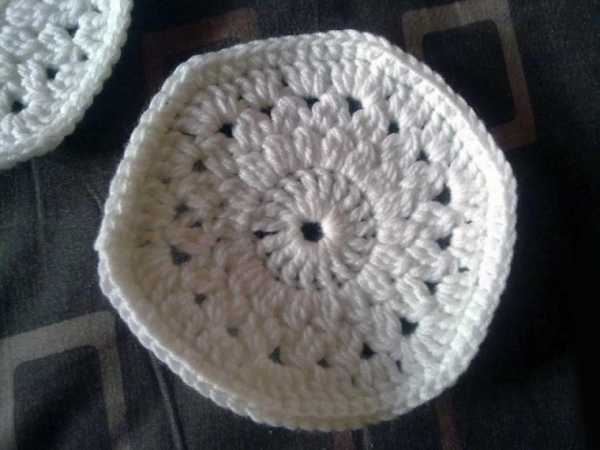 Gestrickte Hausschuhe mit Filzsohle für Anfänger. Schema