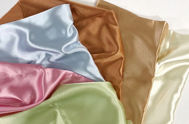 Camicie da notte per donna. Modelli su come cucire cotone, viscosa, seta con pizzo, coppe, maniche