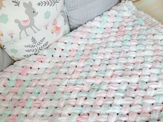 Garn zum Handstricken ohne Stricknadeln. Namen, wie man strickt