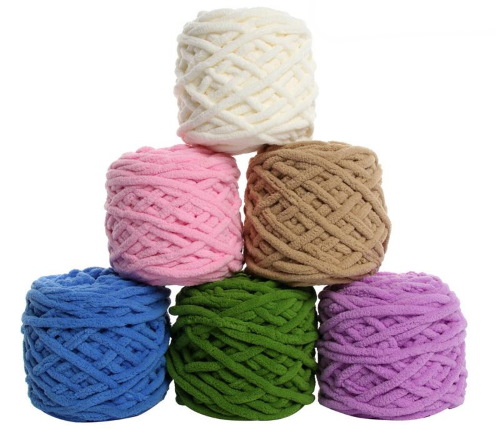 Garn zum Handstricken ohne Stricknadeln. Namen, wie man strickt