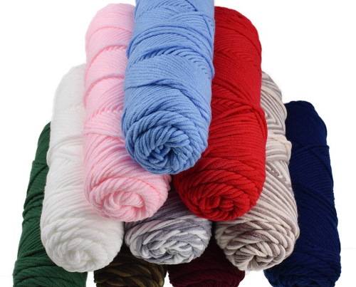 Garn zum Handstricken ohne Stricknadeln. Namen, wie man strickt