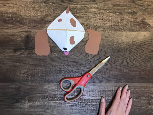 Angoli per i libri di testo. Come realizzare un diagramma con la carta