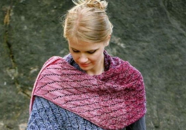 Muster zum Stricken von Baktus. Schemata und Beschreibung, Farbverlaufsboden aus Baumwolle, Mohair, Schnitt