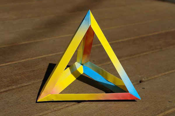 Tetraeder aus Pappe. Schema, Schritt für Schritt, Vorlage