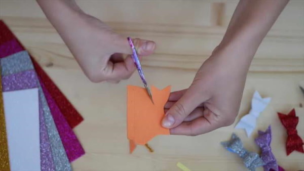 Basteln aus Foamiran für Kinder zum Selbermachen. Vorlagen