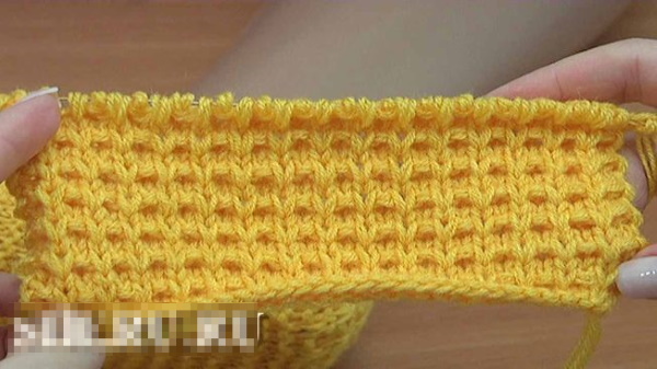 Fußabdrücke auf zwei Stricknadeln ohne Naht. Beschreibung und Diagramm