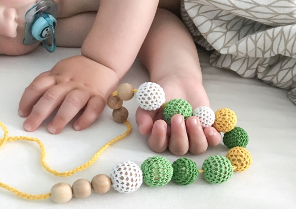 Schleuderperlen gehäkelt. DIY-Diagramme und Beschreibungen für Kinder