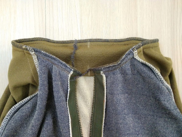 So nähen Sie einen Damen-Hoodie. Muster mit Reißverschluss, lang, isoliert