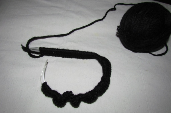 Französisches elastisches Stricken. Anleitung für Anfänger, Strickbeschreibung