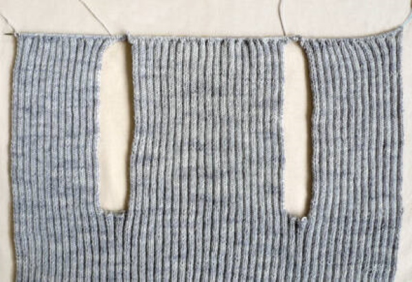 Weste aus einem Stück mit nahtlosen Stricknadeln für Damen. Schema