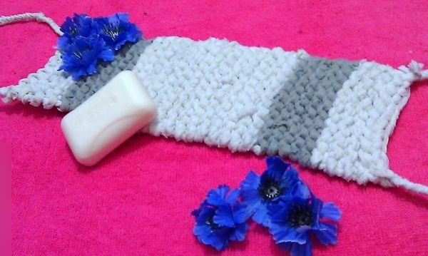 So stricken Sie Schritt für Schritt einen Waschlappen mit Stricknadeln für Anfänger