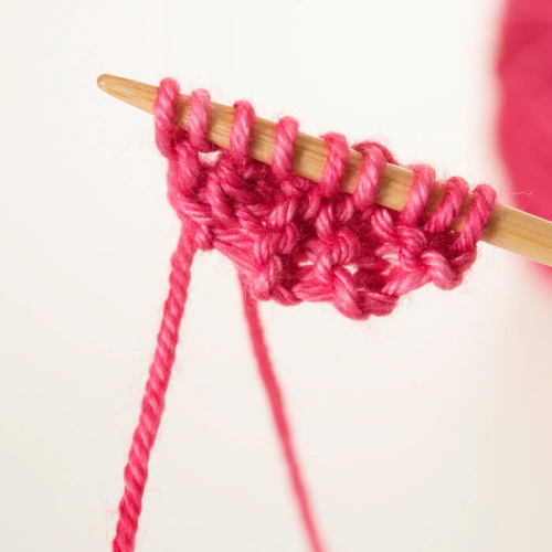 Schal Gefrorene Blätter. Strickmuster und Beschreibung