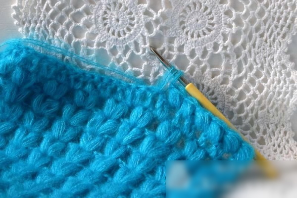 Häkelschal. Strickanleitungen für Anfänger, Schritt-für-Schritt-Beschreibung