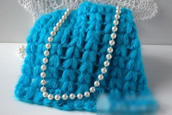 Häkelschal. Strickanleitungen für Anfänger, Schritt-für-Schritt-Beschreibung