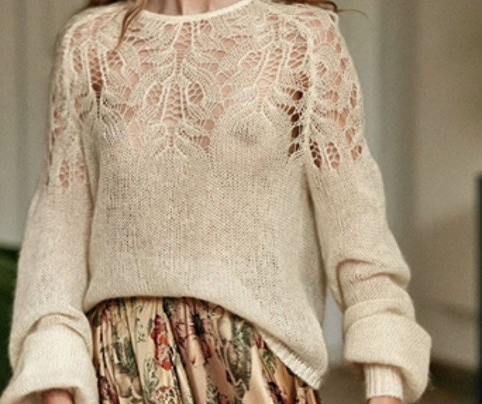 Damen-Jugendpullover mit großen Stricknadeln