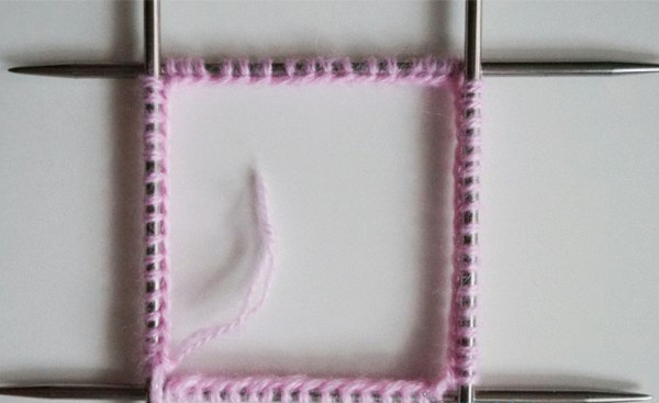 Was man aus Mohair mit Stricknadeln für Frauen stricken kann, Häkeln für Anfänger. Schemata, Modelle