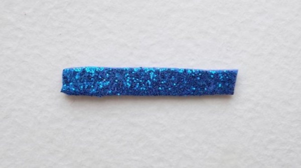 DIY Foamiran-Schleifen: Neujahrsschleifen mit Pailletten