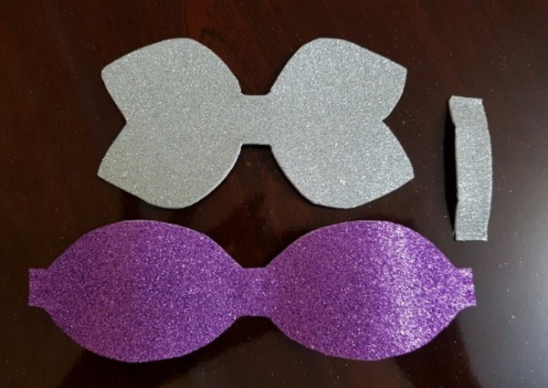 DIY Foamiran-Schleifen: Neujahrsschleifen mit Pailletten